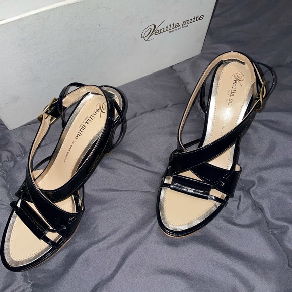 Venilla Suite Heels Size-35 USA Size-5 - Picture 3 of 10